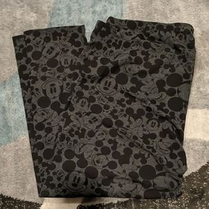 NWT Mickey Mouse Torrid Leggings